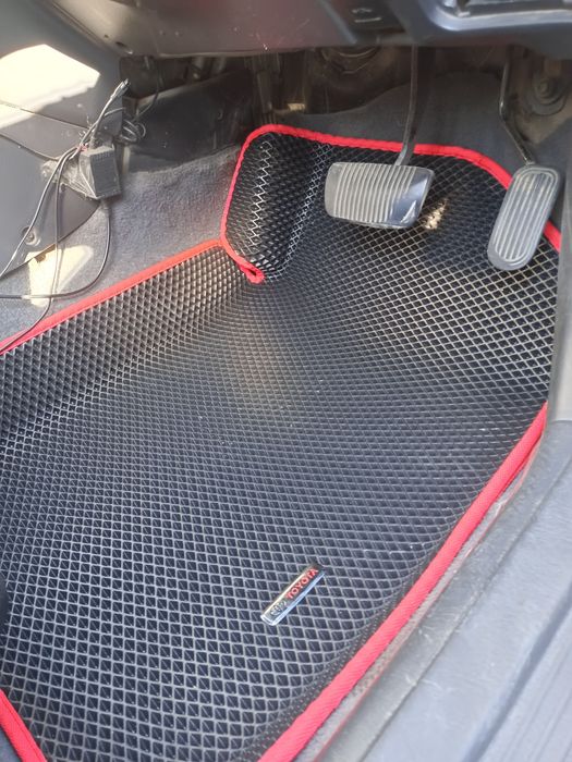 Ева полики (коврики)