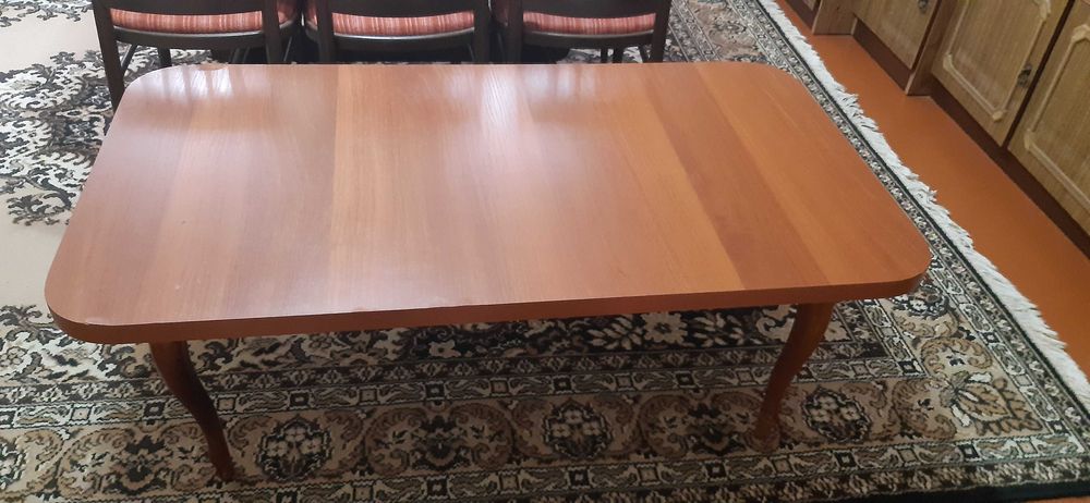 Журнальный столик