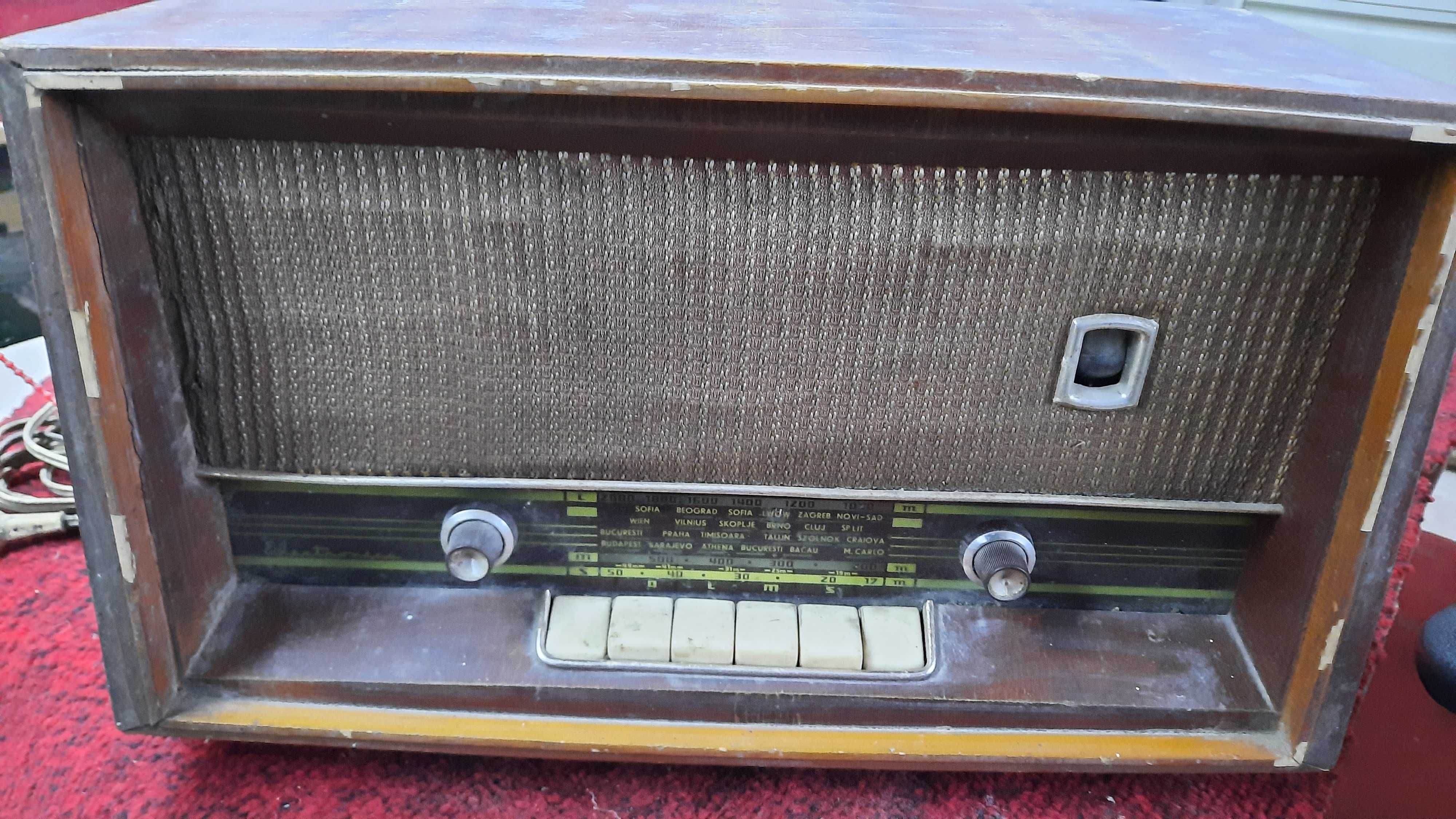Radio vechi nefunctional