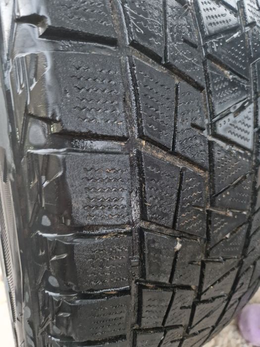 Диск от двухсотки Зимни шины