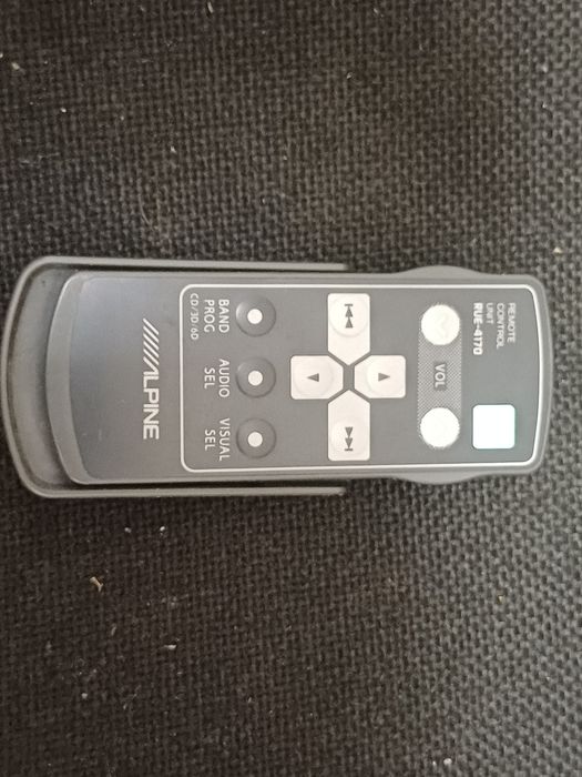 Telecomanda Alpine RUE-4170. Este testata

#9