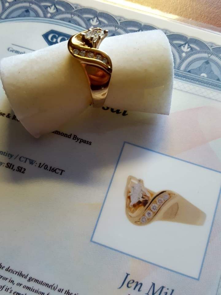 Inel aur 14 k tip Gold Marquise cu diamante naturale