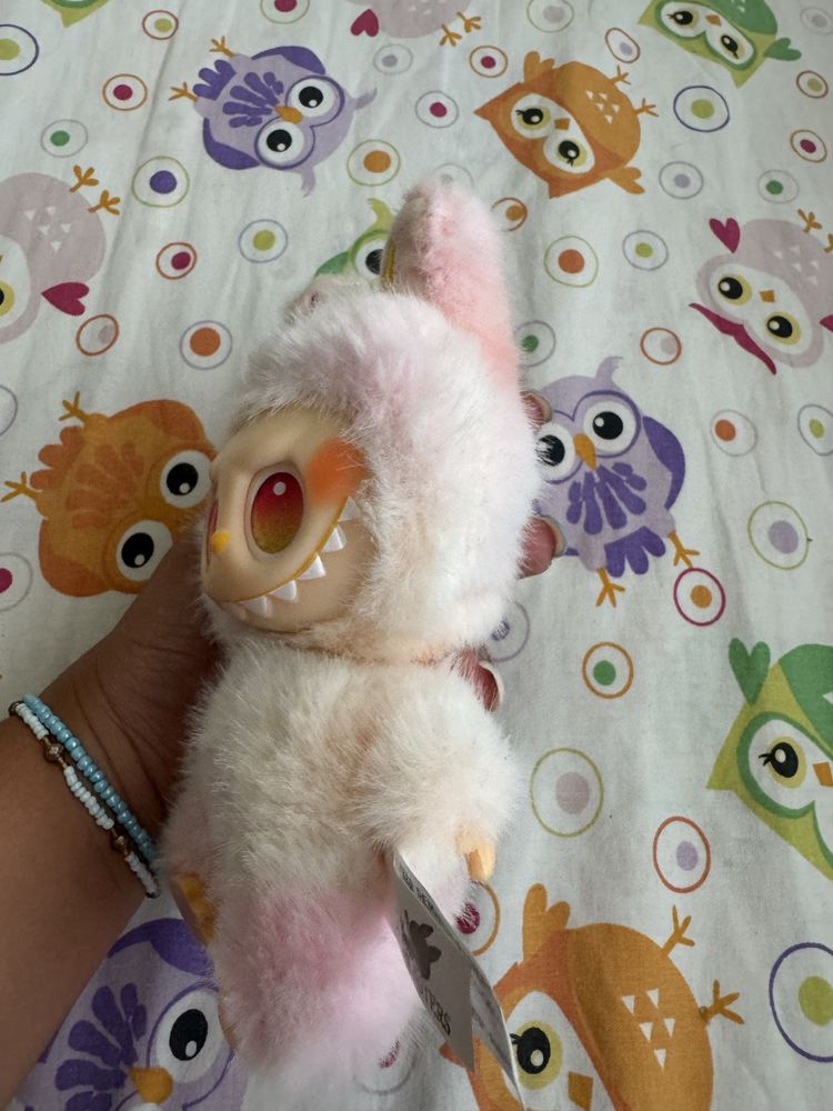 Колекционерска играчка Labubu loyalty