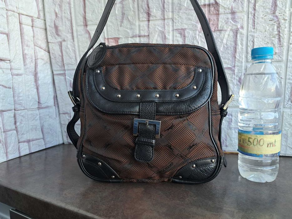 мъжка чанта,Longchamp малка текстилна кафява чанта-естествена кожа
