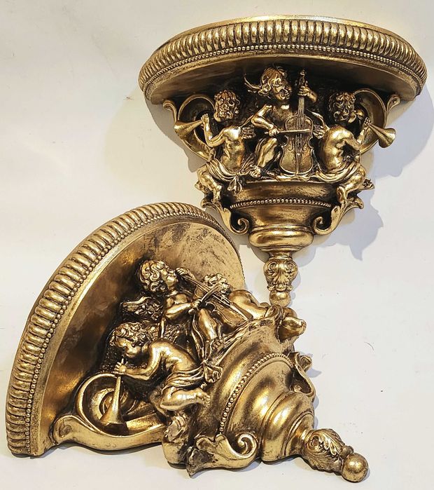 Декоративна конзола с барокови мотиви – музиканти амурчета