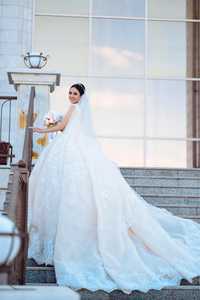 Свадебное платье продам Срочно