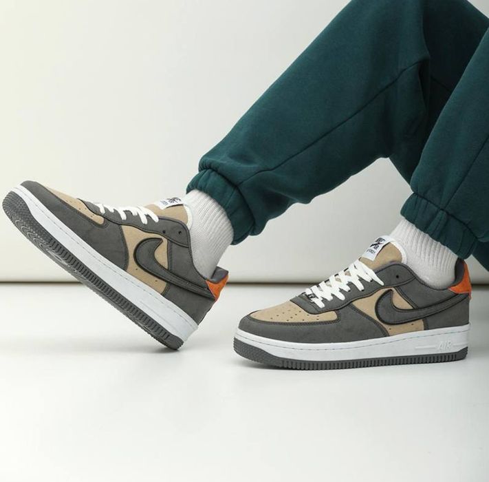 Маратонки Nike Air Force 1 сиво с оранжево