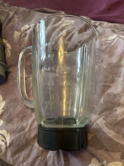 Стъклена кана и цедка за блендер Philips