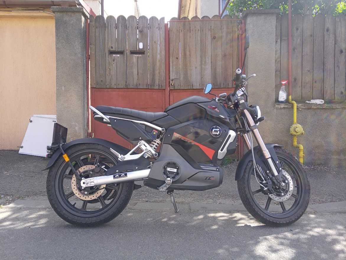 Vand Motocicleta Electrica Super Soco TC Max Black Edition