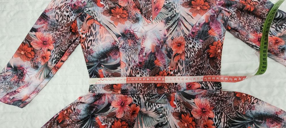 Rochie casual potrivită pentru perioada rece