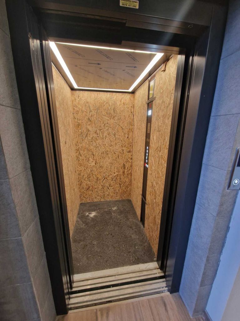 Продава се Двустаен апартамент в Пловдив, Остромила - 72 кв.м за 1667 €/кв.м - Снимка #13