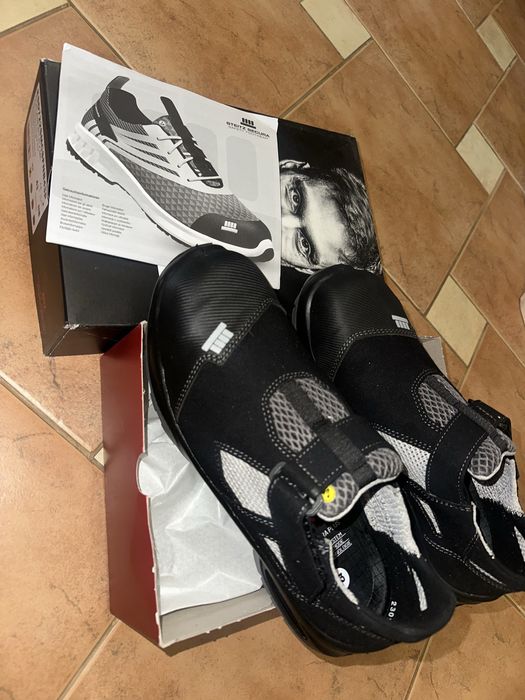 Adidasi/sandale de munca cu fier