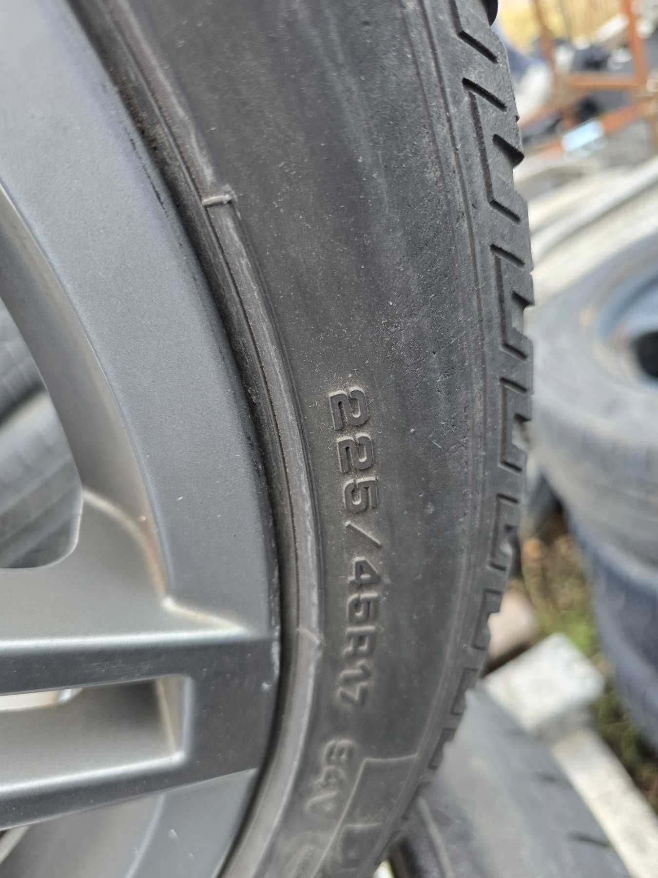 Продавам лета джанта  17" за Audi A3 8P
