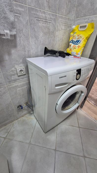 Продаю стиральную машину Самсунг