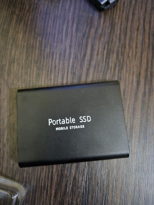 Hard disk extern Portabil SSD 4TB USB 3.0 TYPE-C Negru