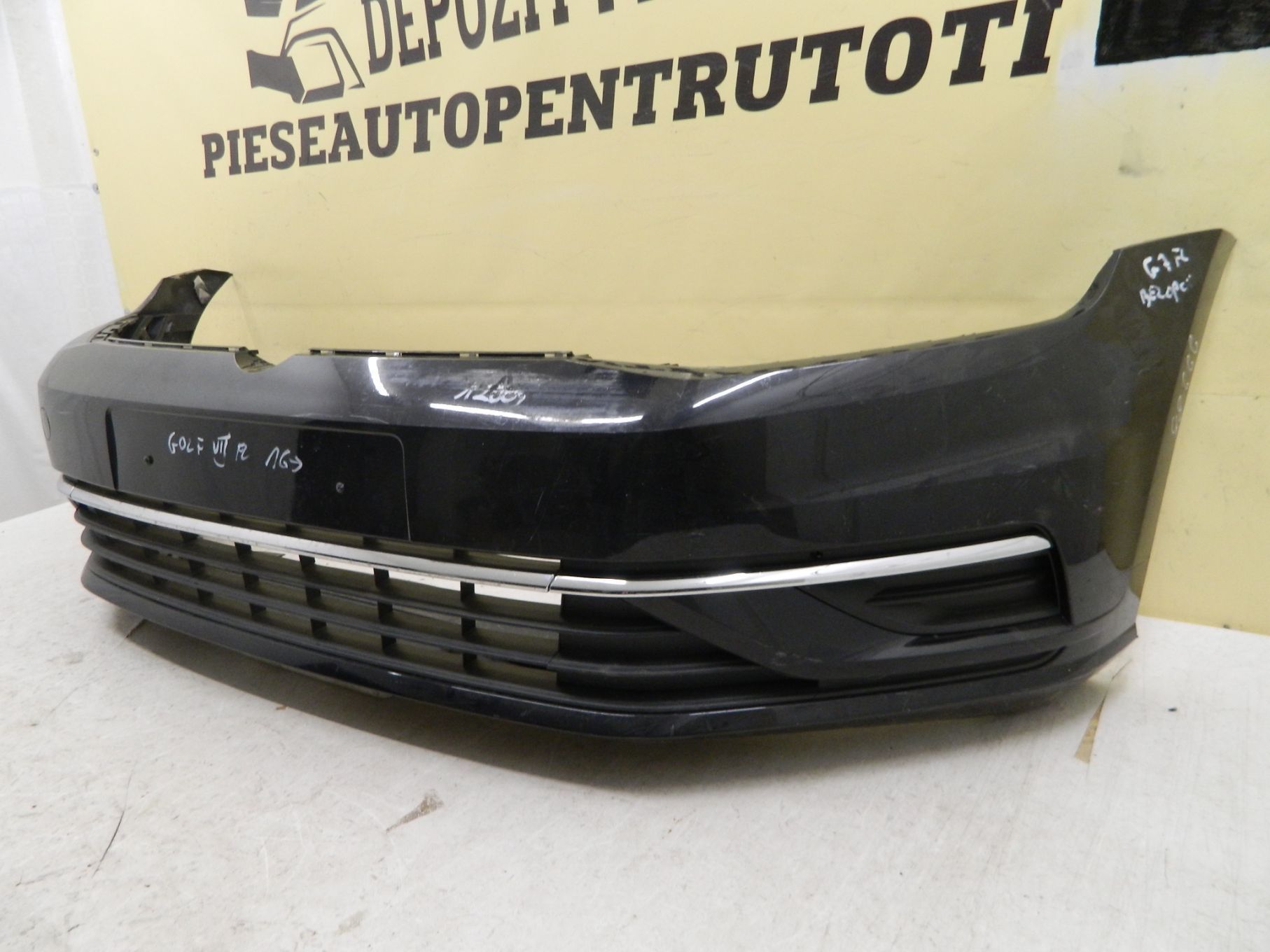 Bara fata VW Golf 7 facelift, 2017, 2018, 2019, 2020, Cod origine 5G0807221FL.