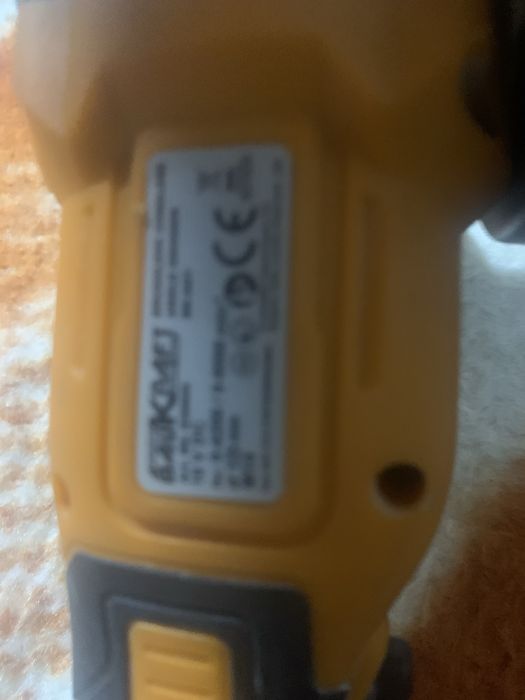 Продавам  Ъглошлайф в добро състояние