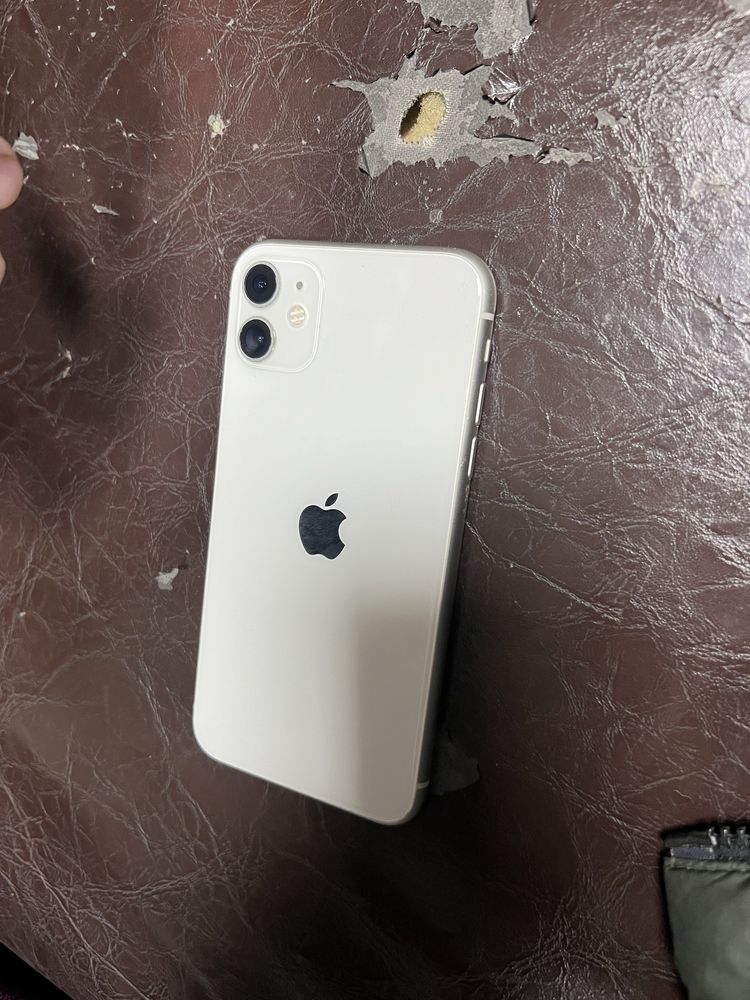 Iphone 11 128 хорошем сост