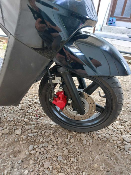 Vand Scuter 50cc - inmatriculat, carte RAR - 4 timpi - 45 km/h