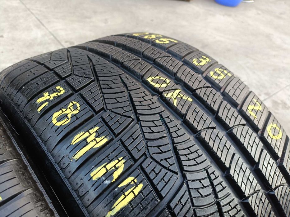 Doua anvelope iarna 285 35 20 pirelli sottozero 2 profil de 7,8 mm