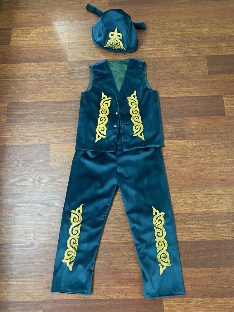 Казахский национальный костюм для мальчика 5-6 лет