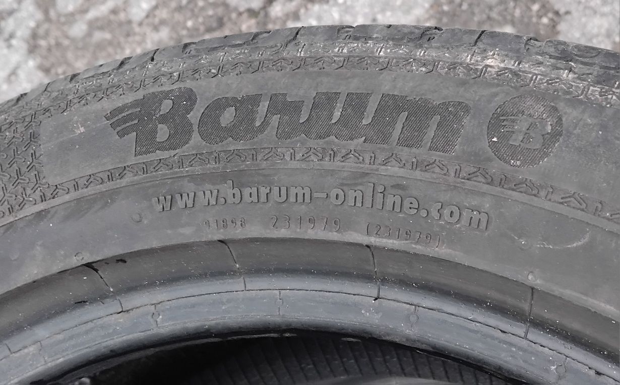 Гуми 225 50 17 Барум Barum 4 броя. Нов внос. Не са нови.