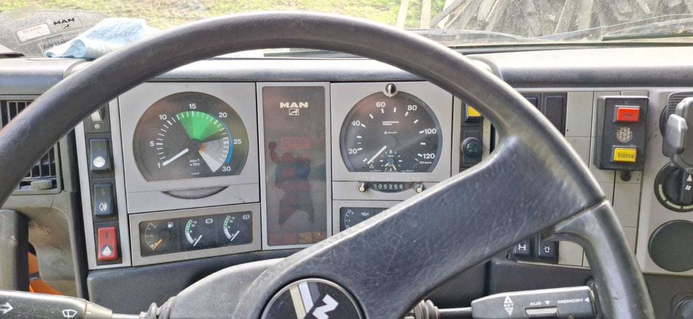 Autobasculanta MAN 4X4