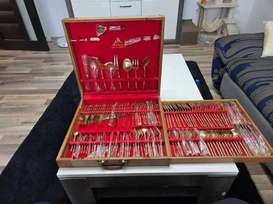 Lot vintage de 8 loturi de diferite tacamuri