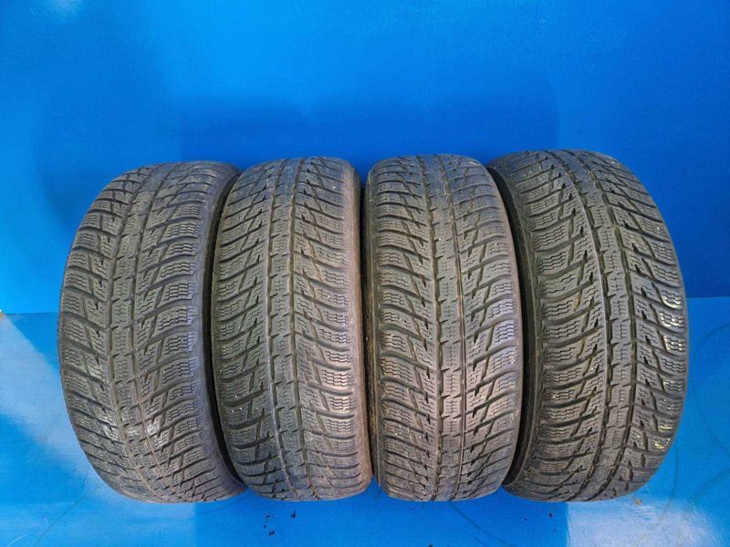 4 Nokian R17 235/60
зимни гуми DOT4717
