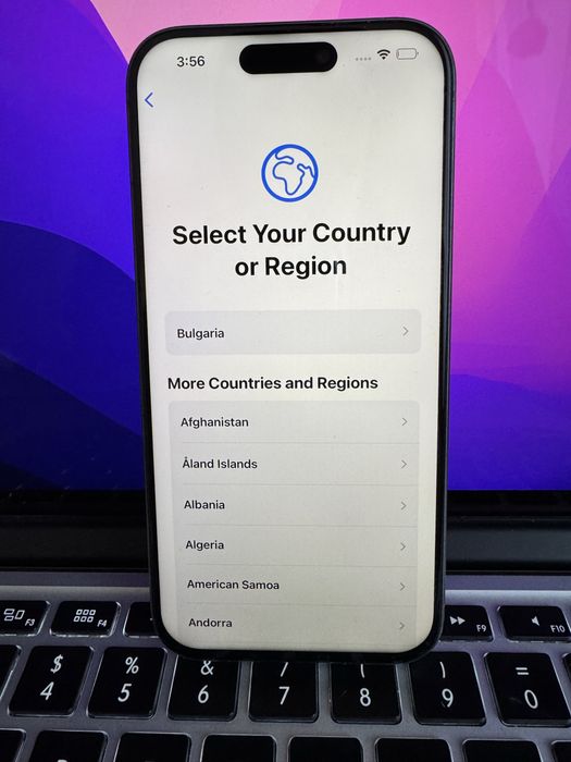Перфектен ! iPhone 15 Pro Natural Titanium Icloud - за части !