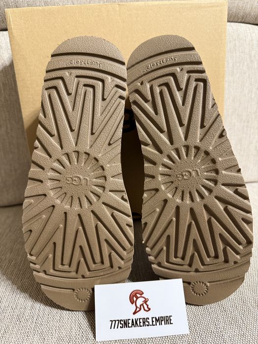 Ghete UGG Low Tazz
