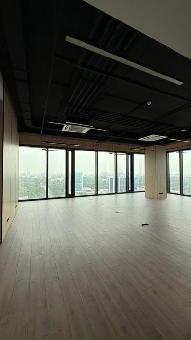 Срочно сдаётся в аренду нежилое помещение в Nest One 91 м2