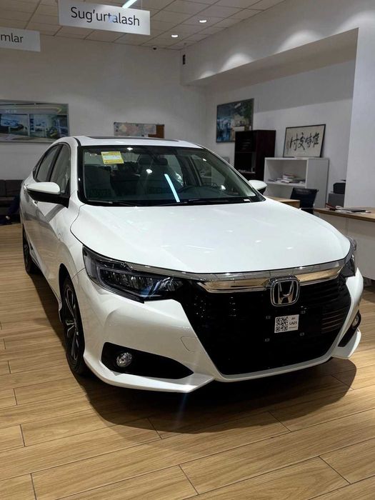 Honda Crider lyukli eng fulli