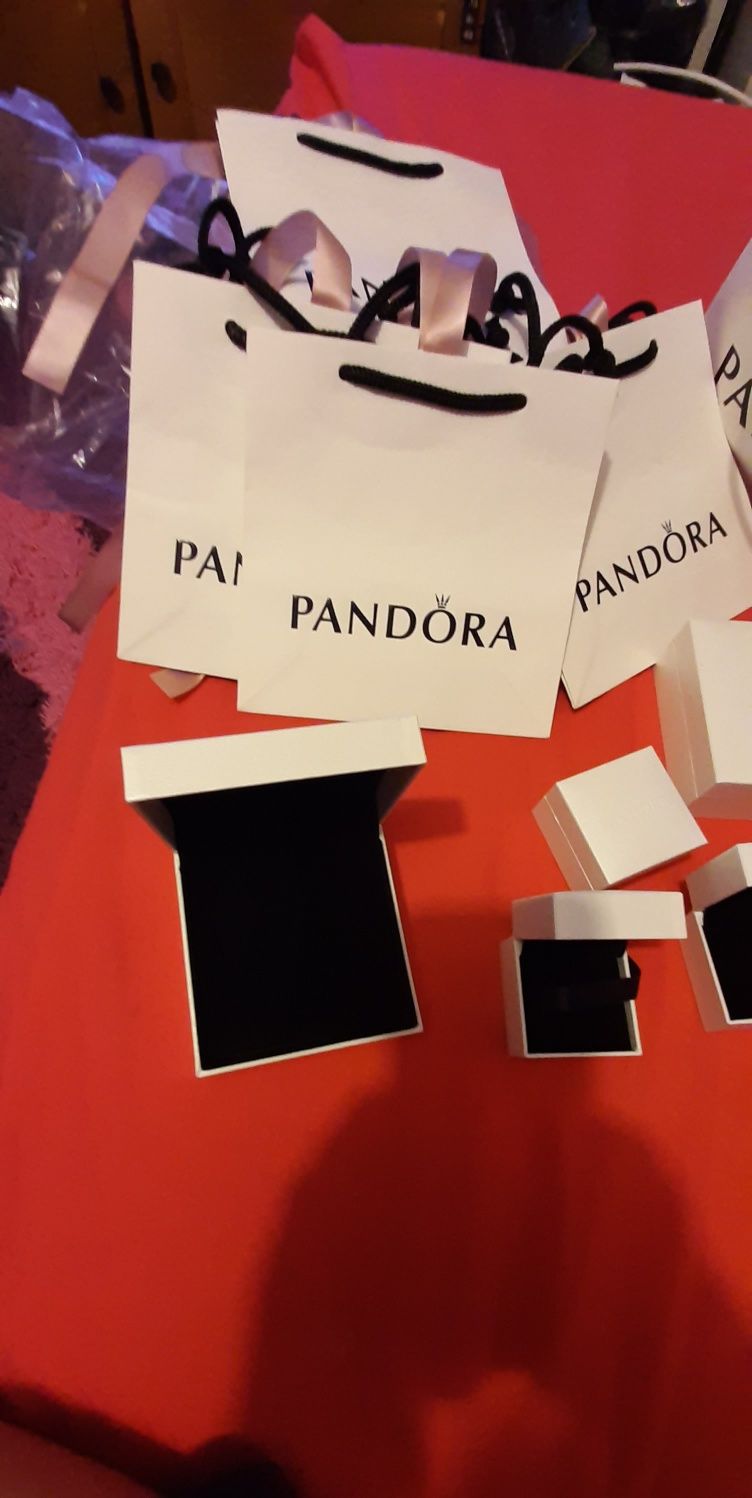Plase lavete cutii bratara charmuri Pandora original