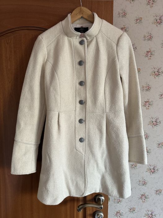 Пальто укороченное новое