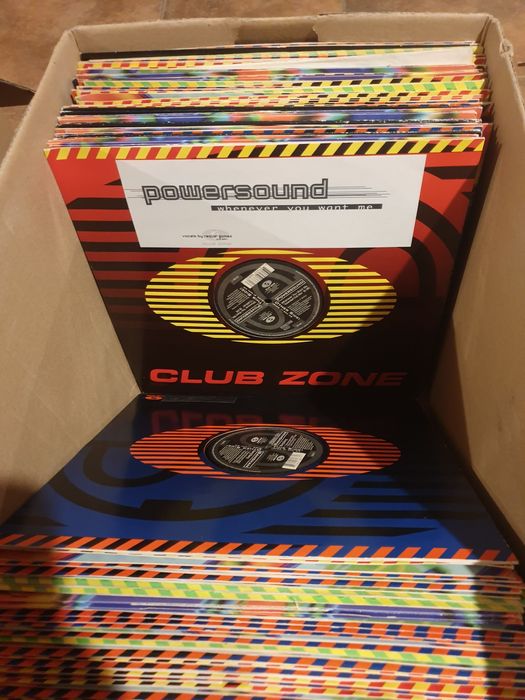 Discuri vinil maxi single cu muzica club/color