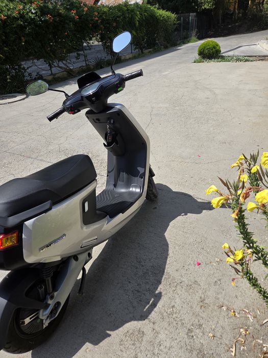 Vand scuter Niu M+ Sport