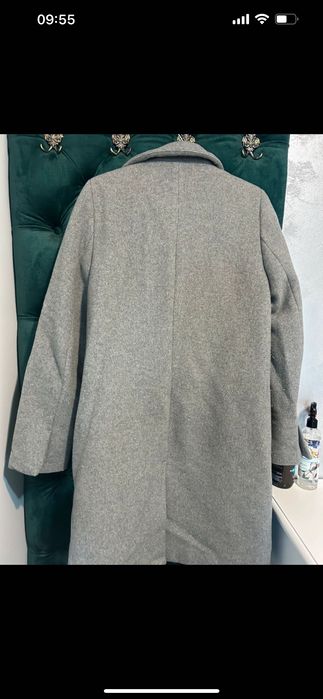 Palton gri lungime medie