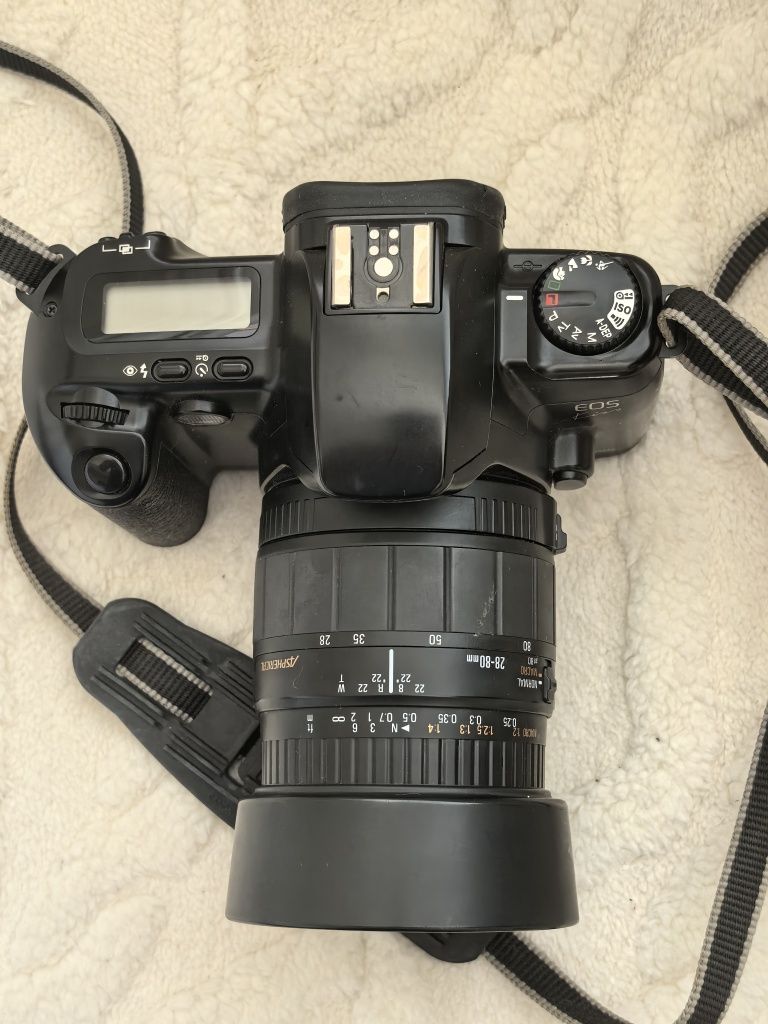 Фотоапарат Canon с лента Eos Kiss с лента
