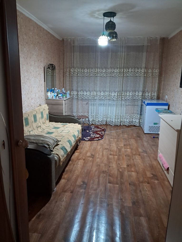 Продаётся квартира  3 комнатная