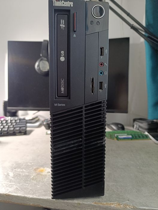 Vand unitate Lenovo Thinkcentre DEFECTA