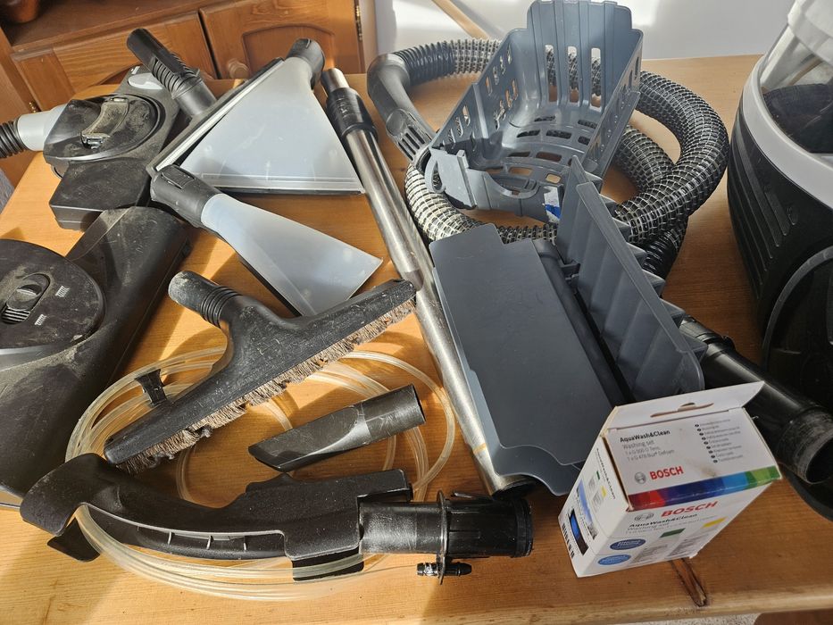 BOSCH Прахосмукачка за мокро и сухо почистване