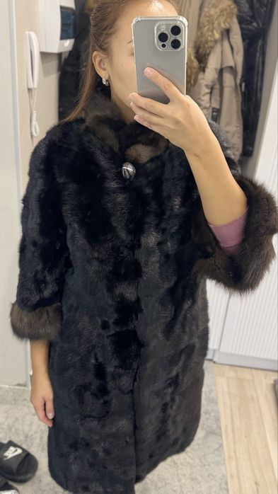 Продам норковую шубу