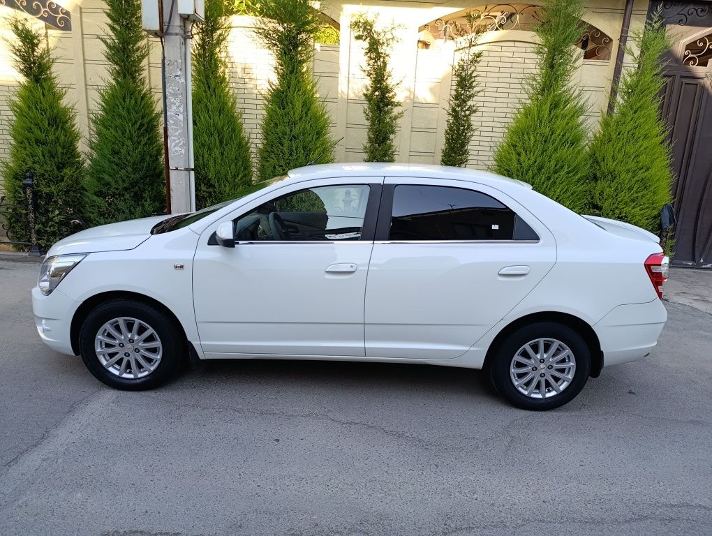 Кобалт Автомат 4 поз Сотилади газ Метан 4 пок Холати Яхши
