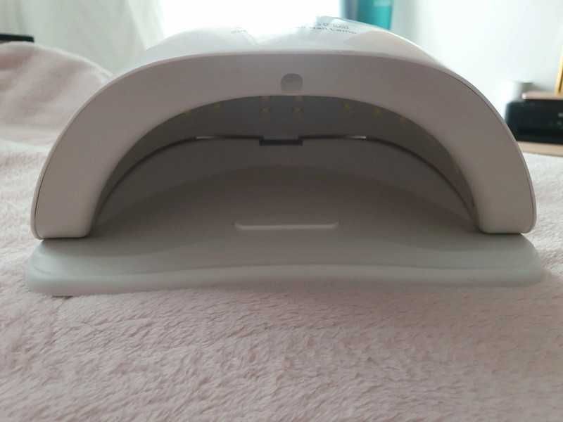 Sunuvled Nail Lamp