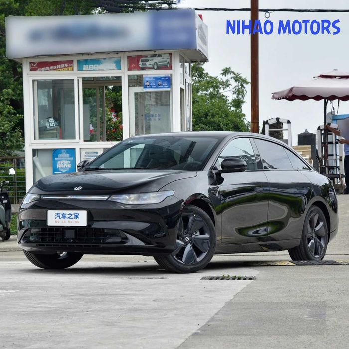 Leapmotor C01 -бизнес- седан с душой электрокара (Доставка от 10 дней)