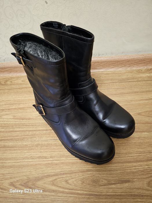 Зимние сапоги женские