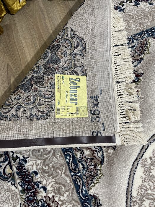 Гилам размер 3.5/4 цена 1 млн 900