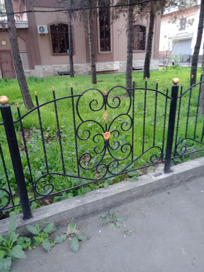 Изготавливаем решетки навесы козырьки ограды,любые металоканструкций