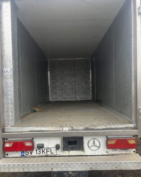 Vnd Mercedez Sprinter 413  416 519cdi izolata frigorific 8 euro paleti